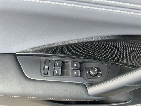New 2026 Volkswagen Tiguan SE AWD/4WD image 17