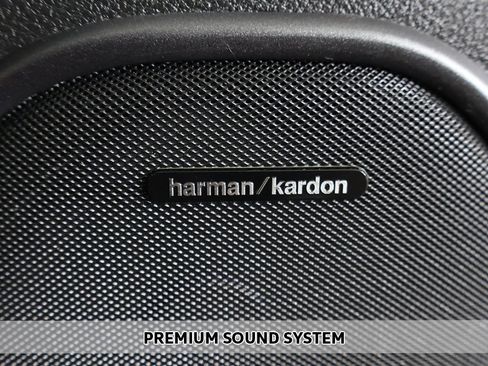 Used 2023 Dodge Durango SRT image 5