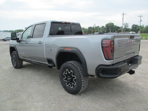 New 2026 GMC Sierra 2500 AT4X AWD/4WD image 7