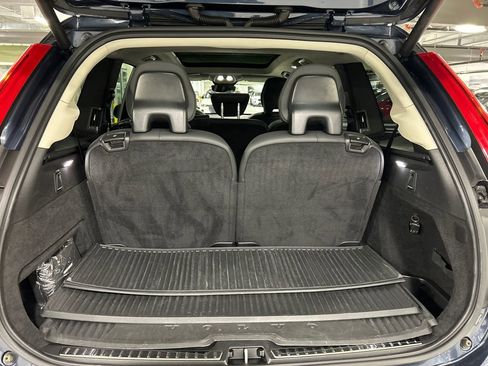 Certified 2023 Volvo XC90 B6 Plus w/ Protection Package Premier AWD/4WD image 28