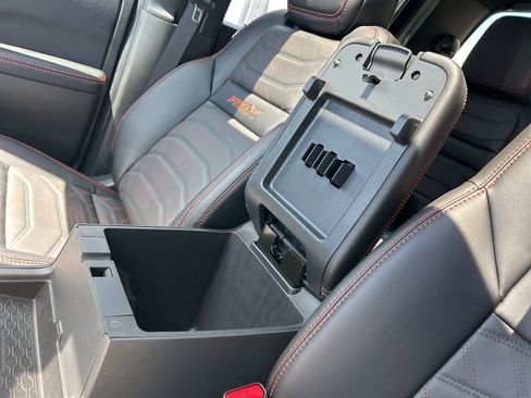 New 2026 Nissan Frontier Pro-X RWD image 40