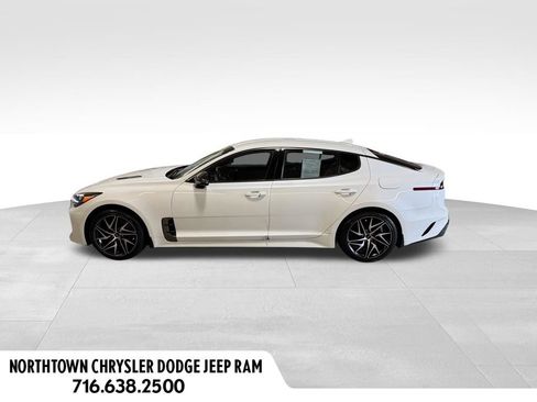 Used 2022 Kia Stinger GT-Line RWD image 2