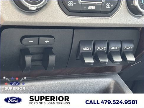 Used 2015 Ford F250 Lariat w/ Chrome Package AWD/4WD image 40