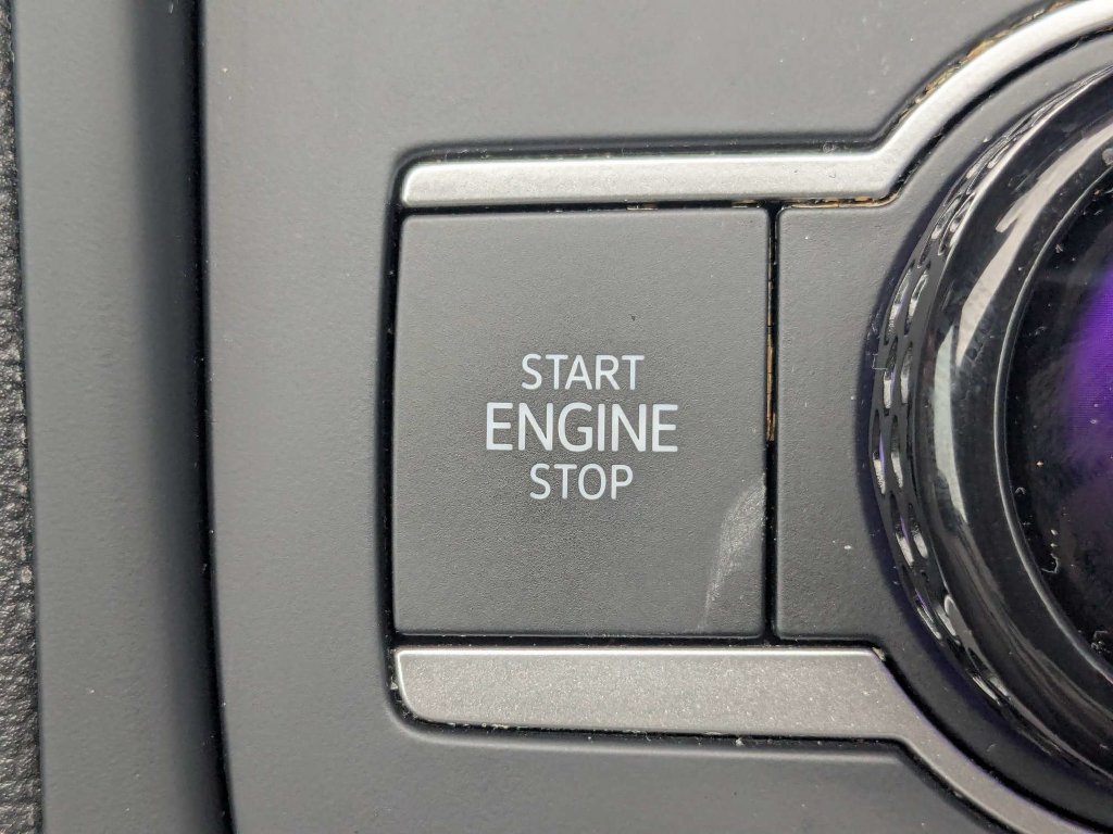 Certified 2026 Volkswagen Tiguan SE R-Line FWD image 39