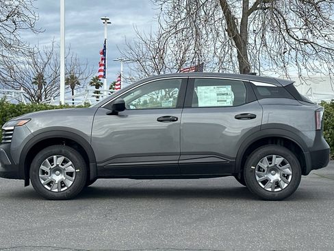 New 2026 Nissan Kicks S image 7