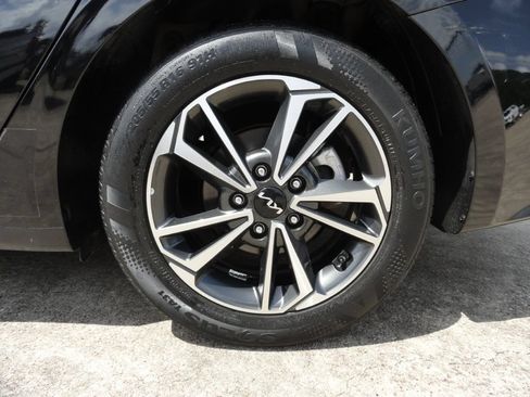 Used 2023 Kia Forte LXS FWD image 24