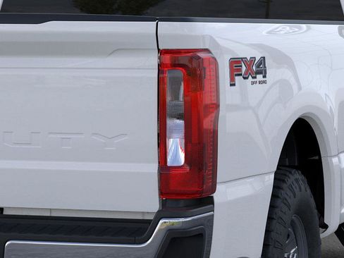 New 2026 Ford F350 XL w/ XL Off-Road Package image 21