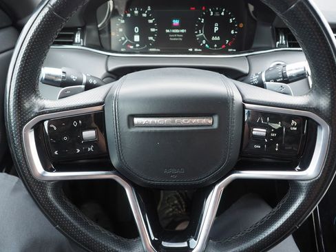 Used 2022 Land Rover Range Rover Evoque R-Dynamic SE image 30