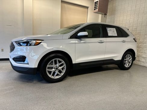 Used 2024 Ford Edge SEL AWD/4WD image 38