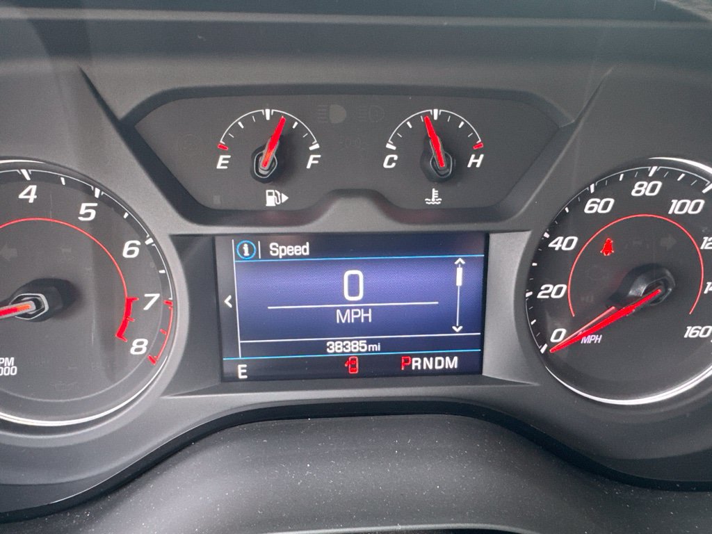 Used 2022 Chevrolet Camaro LT w/ RS Package RWD image 8