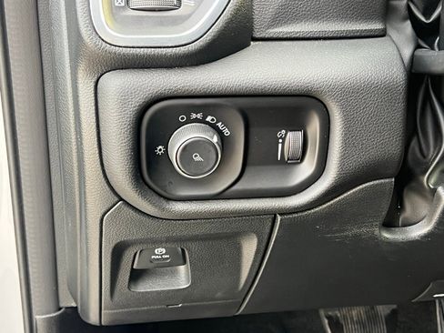 Used 2024 RAM 1500 Laramie image 25