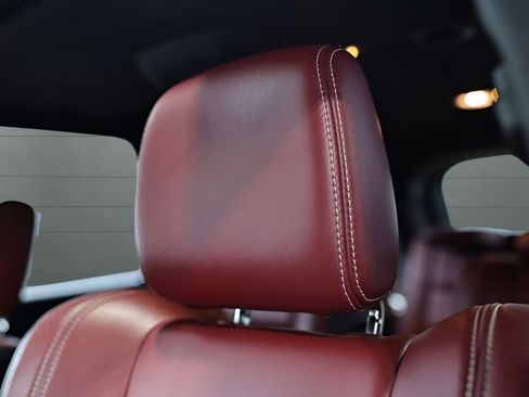 Used 2023 Dodge Durango SRT image 33