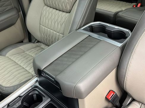 Used 2026 Ford F450 Platinum w/ Platinum Plus Package image 27