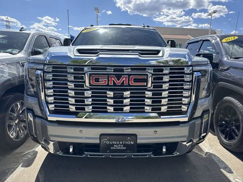 Used 2025 GMC Sierra 3500 Denali w/ Denali Reserve Package AWD/4WD image 33