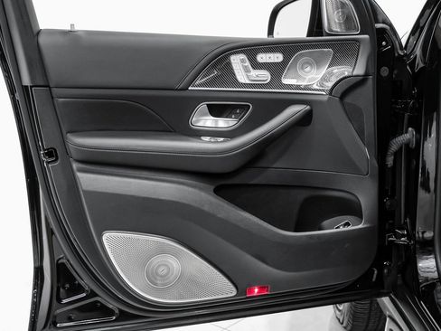 Used 2023 Mercedes-Benz GLS 63 AMG 4MATIC image 43