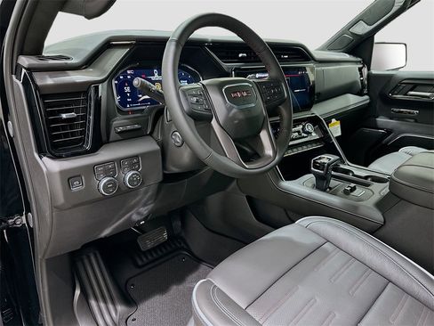 New 2026 GMC Sierra 1500 AT4X image 9