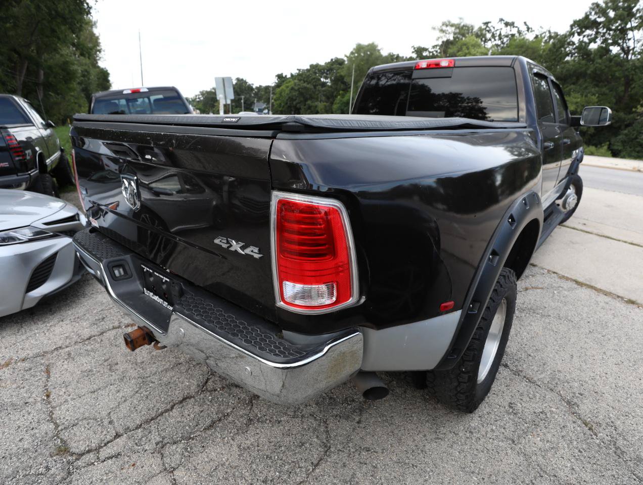 Used 2016 RAM 3500 Laramie w/ Cold Weather Group AWD/4WD image 7