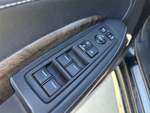 Used 2019 Acura MDX SH-AWD w/ Advance Package image 17