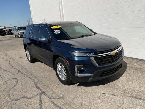 Used 2023 Chevrolet Traverse LS w/ Safety Package image 1