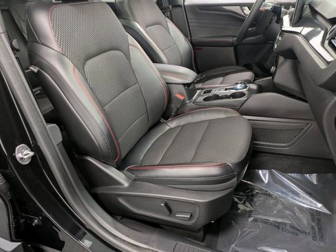 Used 2023 Ford Escape ST-Line Select w/ Tech Pack #2 image 28