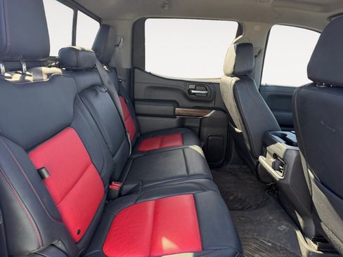 Used 2021 Chevrolet Silverado 1500 LT Trail Boss w/ Convenience Package II image 13