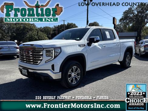 Used 2025 GMC Sierra 1500 SLT AWD/4WD image 1
