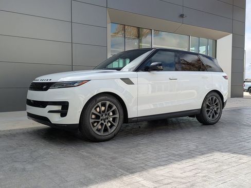 New 2026 Land Rover Range Rover Sport SE AWD/4WD image 2