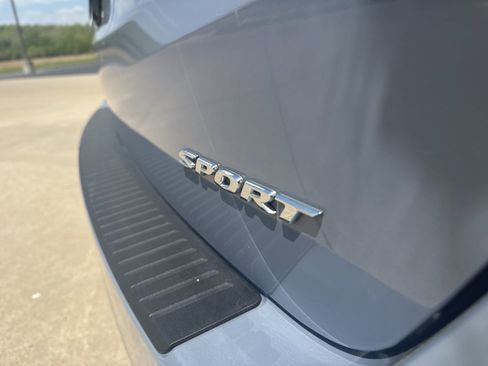 Used 2023 Honda Odyssey Sport image 9