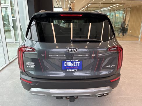 Certified 2021 Kia Telluride SX w/ Towing Package AWD/4WD image 8