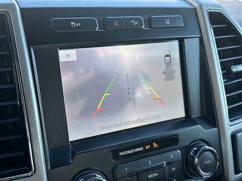 Used 2020 Ford F350 Lariat w/ FX4 Off-Road Package image 21