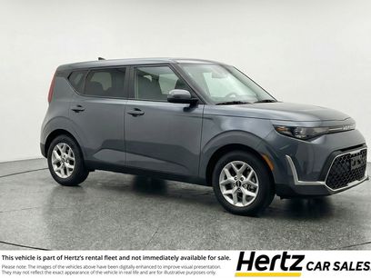 Used 2025 Kia Soul LX w/ LX Technology Package