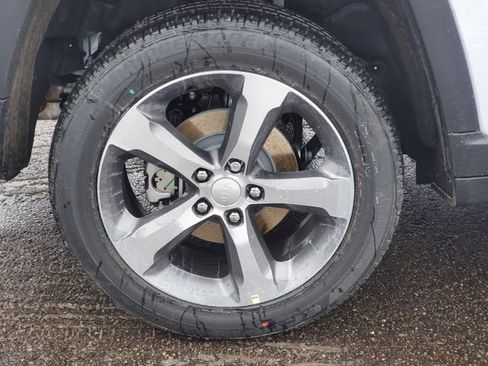 New 2026 Jeep Grand Cherokee Limited image 6