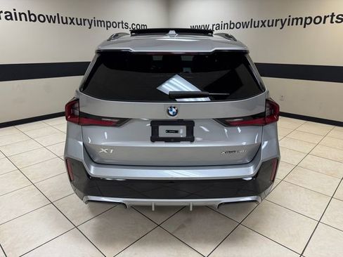 Used 2025 BMW X1 xDrive28i w/ M Sport Package AWD/4WD image 5