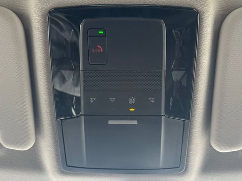 Used 2025 Mitsubishi Outlander SE image 35