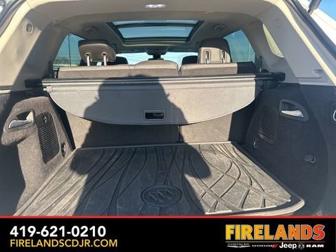 Used 2019 Buick Envision Premium w/ Driver Confidence Package image 11