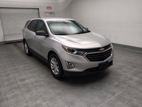 Used 2021 Chevrolet Equinox LS w/ LS Convenience Package FWD image 13