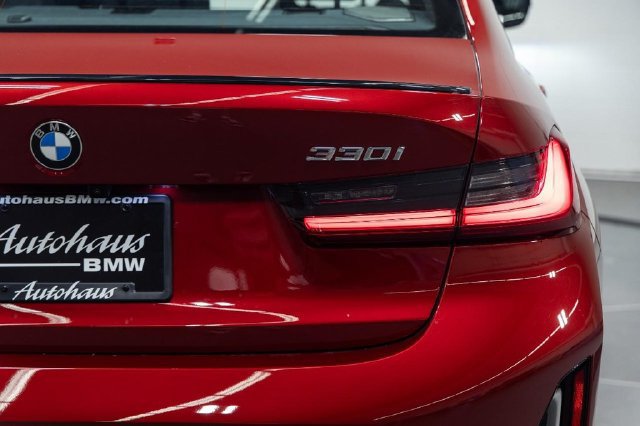 New 2026 BMW 330i xDrive Sedan w/ M Sport Package AWD/4WD image 11
