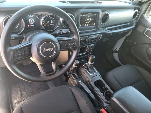 Used 2023 Jeep Wrangler Sport AWD/4WD image 23