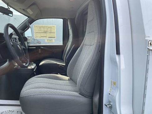 New 2025 Chevrolet Express 3500 w/ Power Convenience Package RWD image 19