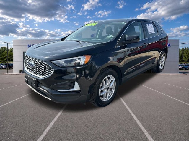 Used 2023 Ford Edge SEL AWD/4WD image 4