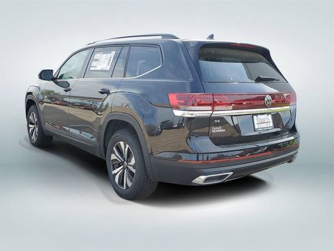 New 2026 Volkswagen Atlas SE FWD image 4