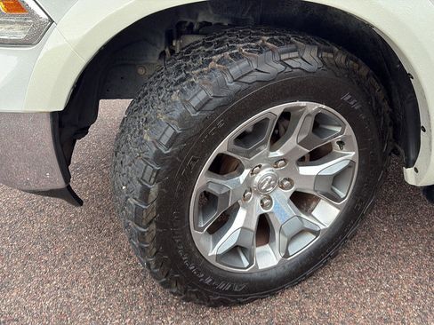 Used 2017 RAM 1500 Limited image 7