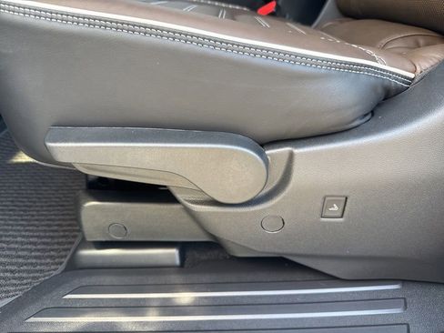 New 2026 GMC Acadia Denali Ultimate w/ LPO, Floor Liner Package AWD/4WD image 57