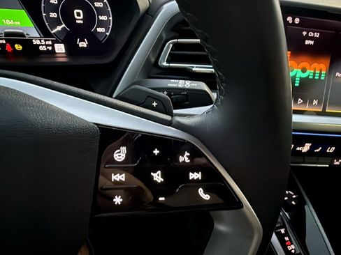 Used 2024 Audi Q4 e-tron Premium Plus w/ Premium Plus image 16