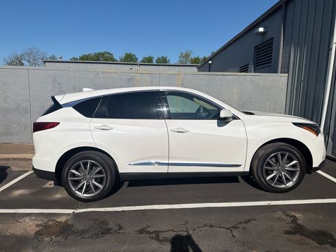 Used 2024 Acura RDX SH-AWD w/ Technology Package image 2