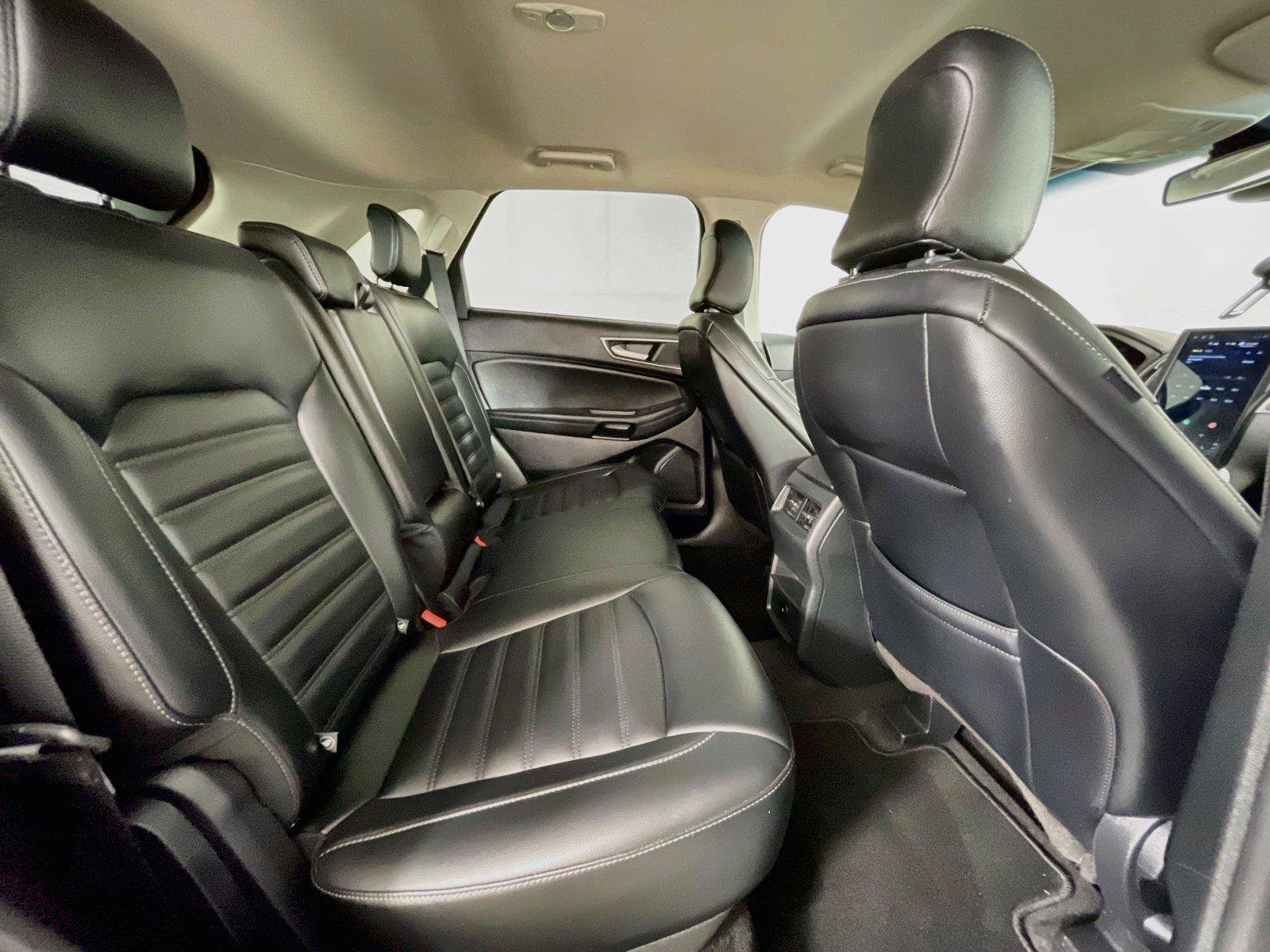 Used 2024 Ford Edge SEL AWD/4WD image 29