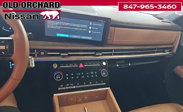 Used 2025 Hyundai Santa Fe Limited AWD/4WD image 9