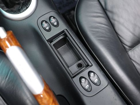 Used 2003 Porsche 911 Cabriolet image 35