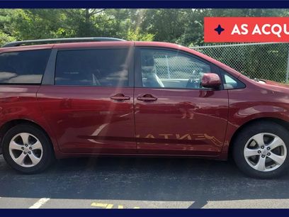 Used 2015 Toyota Sienna LE