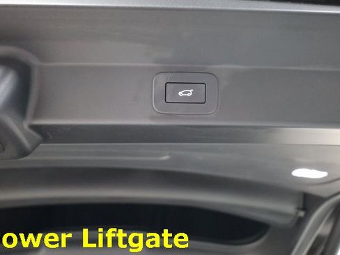 Used 2024 Land Rover Range Rover Sport image 50